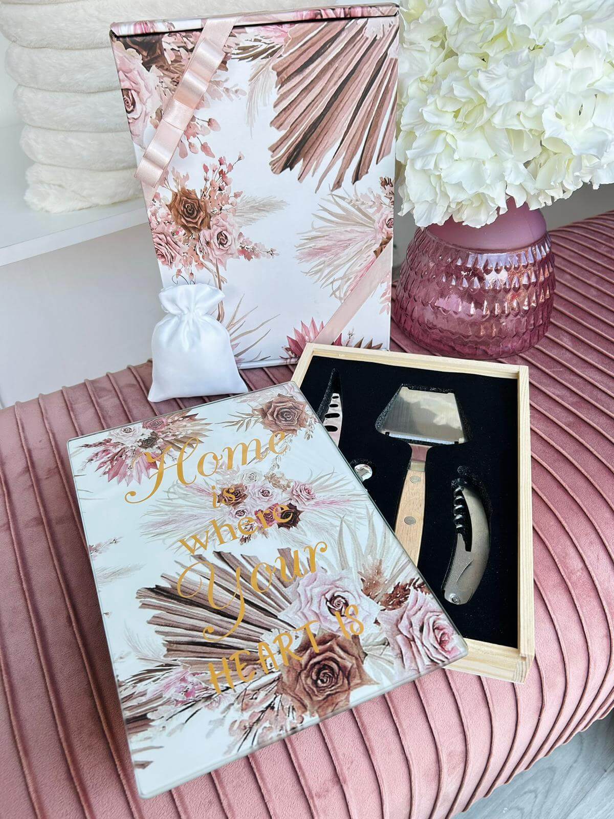 Set wine & cheese Special Gifts Rose