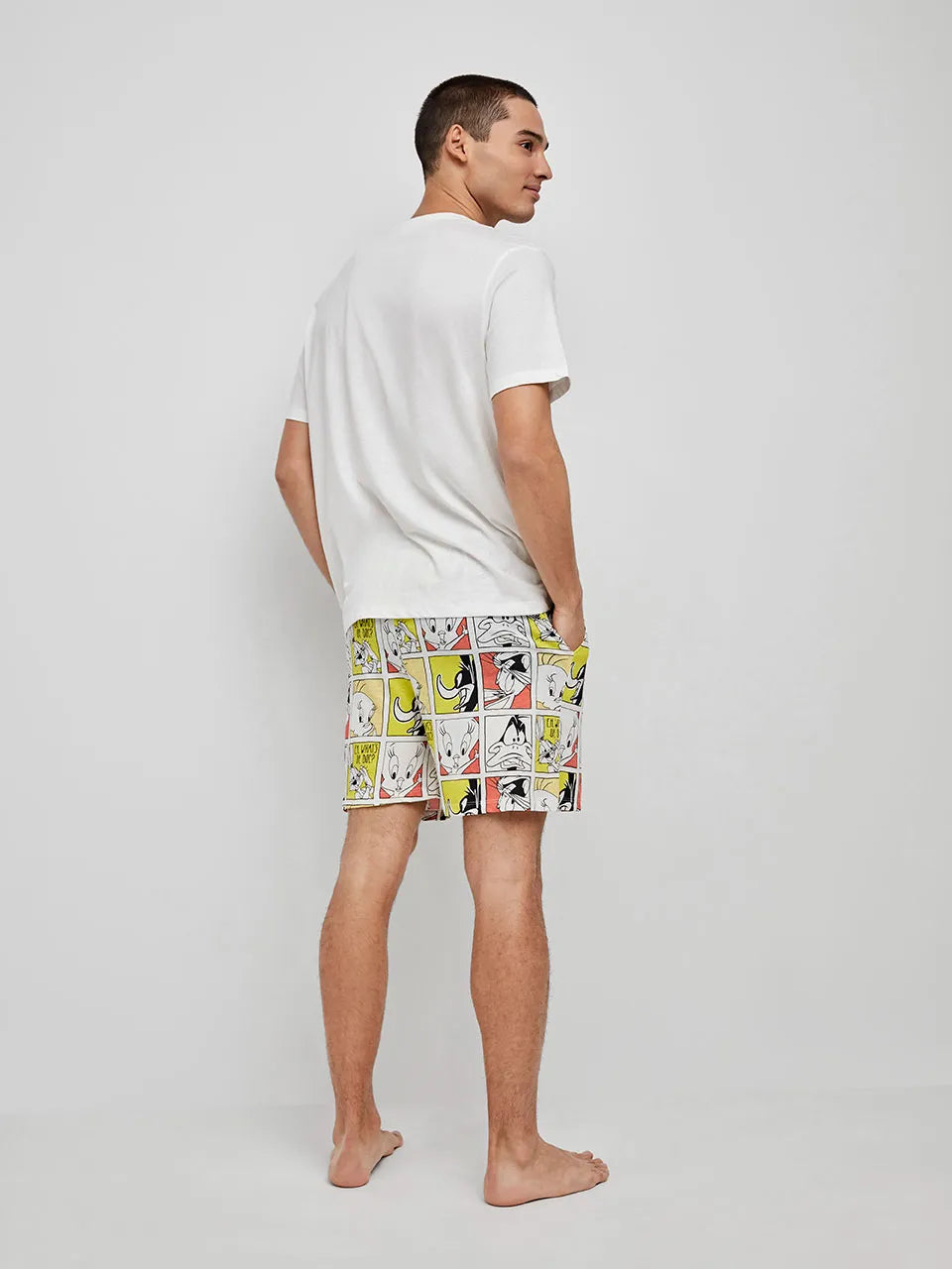 Pigiama Gisela 2/20276S taglia S da uomo, corto, con stampa Looney Tunes, maglietta manica corta e pantaloncini con tasche e vita regolabile.