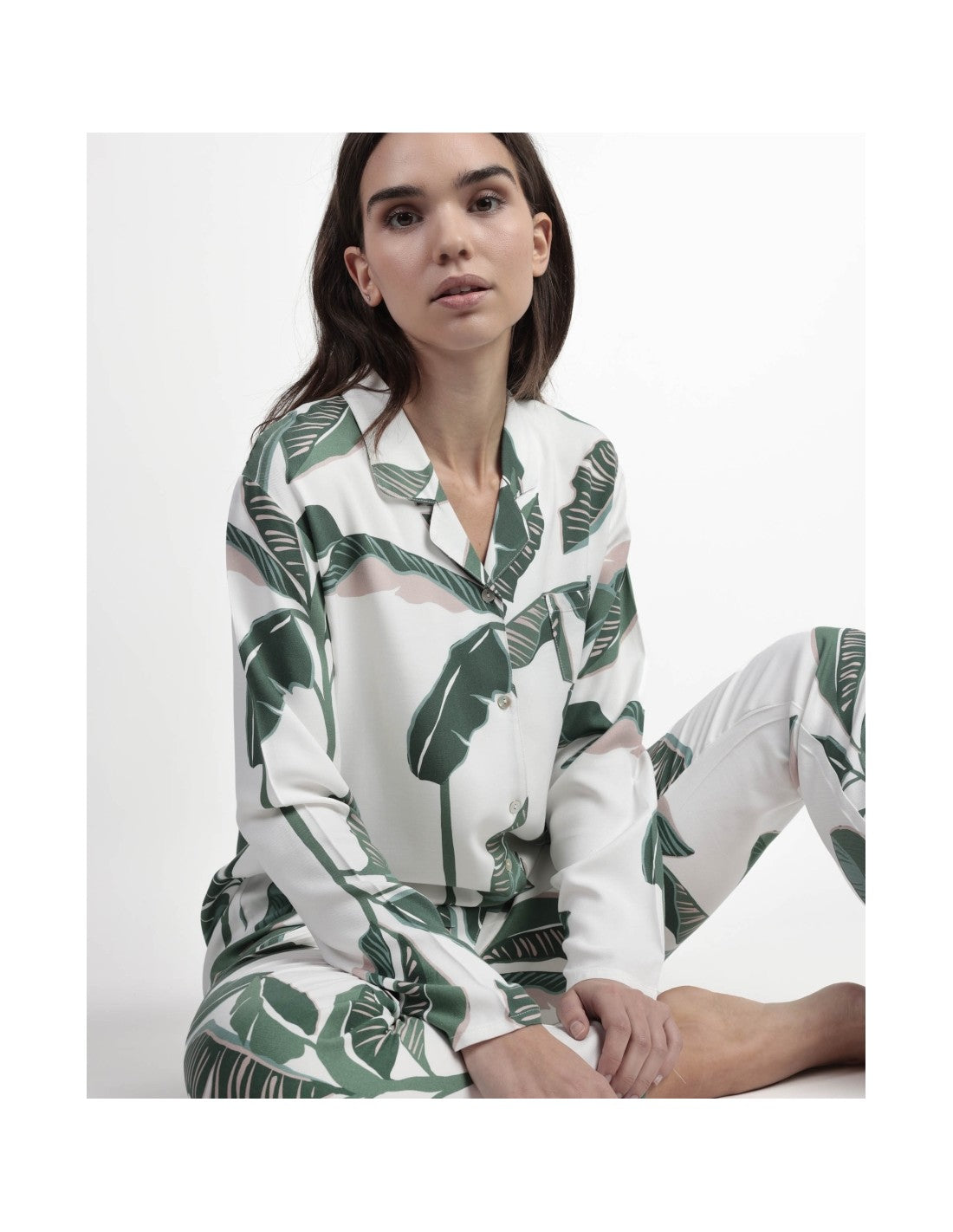 Pigiama Donna Admas Luxury 63611 – Autunno/Inverno – Viscosa, Modello Aperto con Stampa Foglie