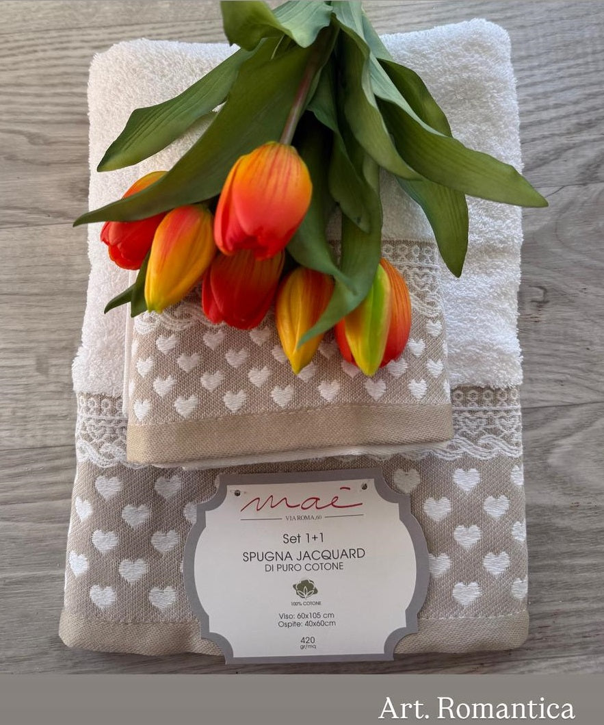 Set Asciugamani 1+1 Via Roma 60 Romantica Cuori – Spugna di Cotone Jacquard 420 gr/m²