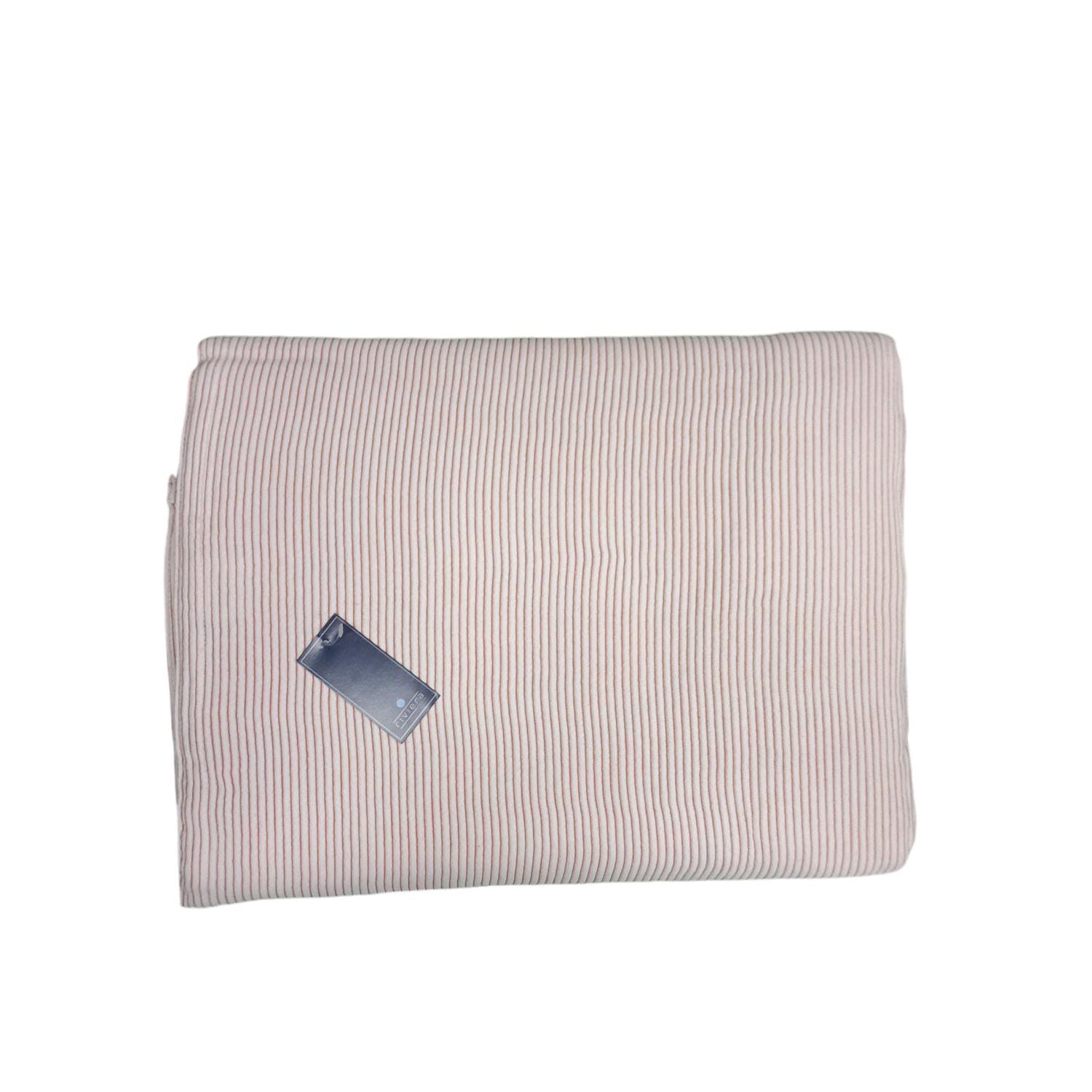 Copriletto Riviera Eldorado matrimoniale, misura 260x270 cm, in puro cotone matelassé, tessuto elegante, prodotto Made in Italy.