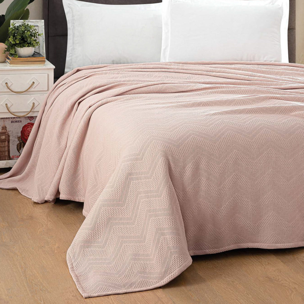 Copriletto singolo Maestri Cotonieri Zig Zag, misura 170x270 cm, 100% cotone, design geometrico moderno, tessuto Made in Italy.