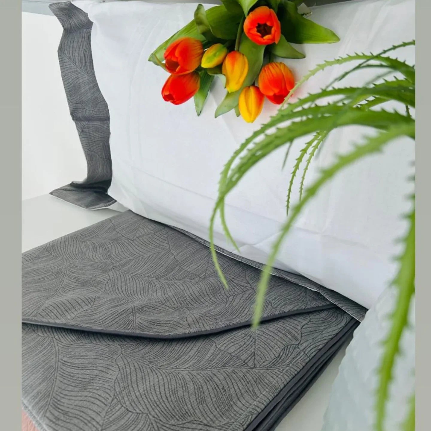 Copriletto + Lenzuolo Matrimoniale Alexander Tuscany Home Foglie – Jacquard 260x260 cm - The King Luxury