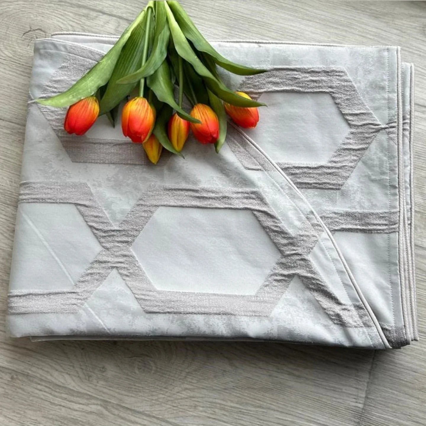 Copriletto Matrimoniale Alexander Tuscany Home Esagoni – Jacquard 260x260 cm - The King Luxury