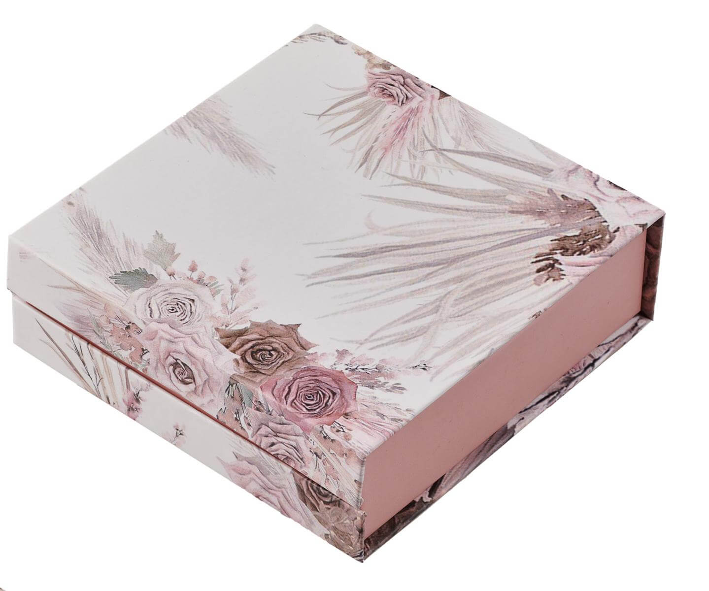 Portaconfetti Matrimonio Special Gifts Astuccio quadrata portaconfetti  Carta