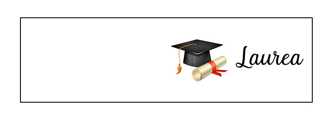 Bigliettino auguri laurea con decorazioni eleganti, simboli accademici e spazio per messaggio personalizzato