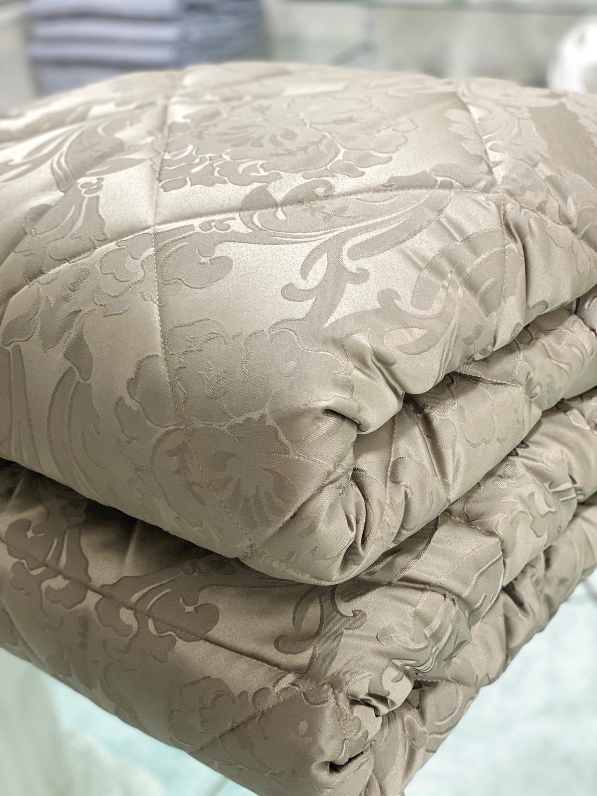 Trapunta Via Roma 60 Fair Jacquard