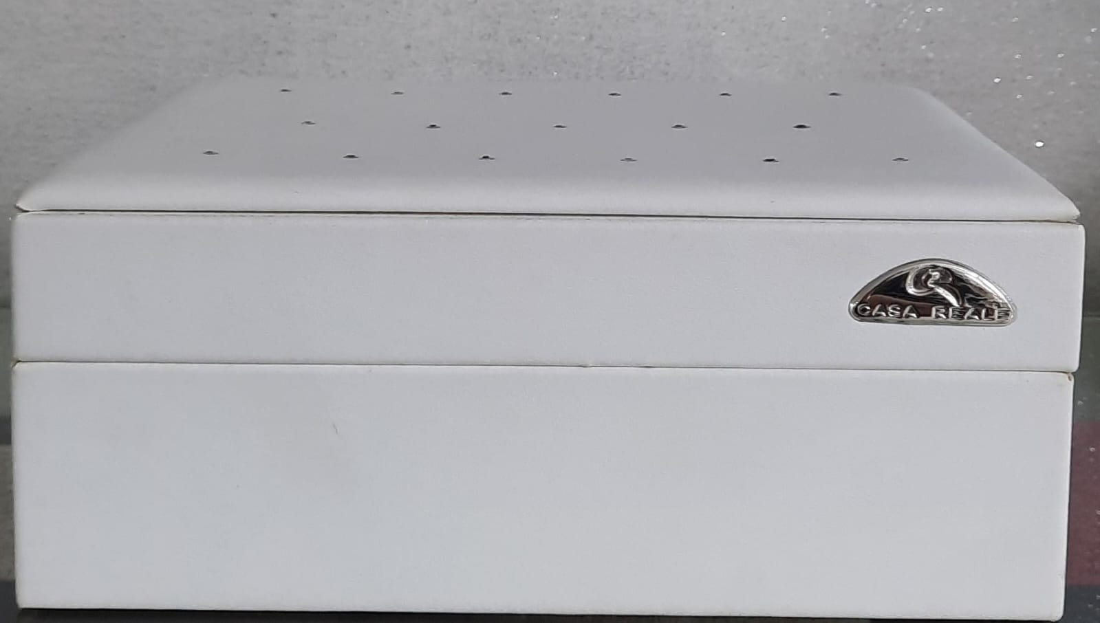 Cofanetto porta gioie Casa Reale Swarovski in MDF con decorazione in argento 925 e cristalli, 21x16x8 cm, raffinato e artigianale Made in Italy.