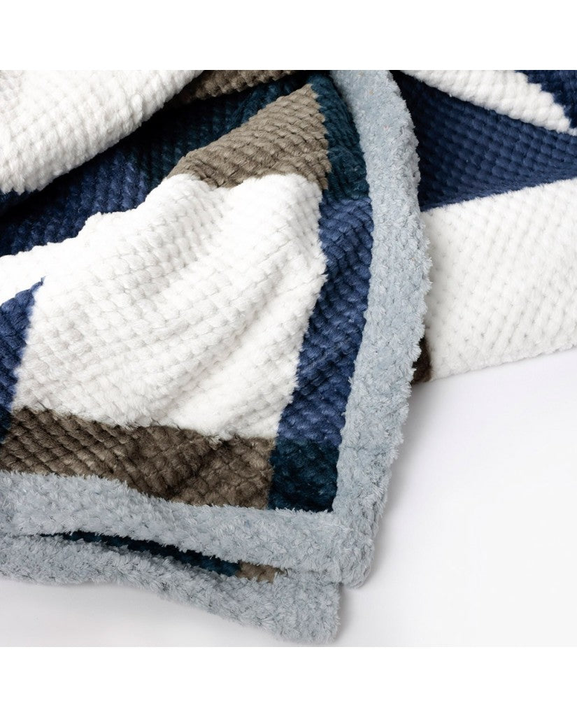 Plaid Admas 69110 – Coperta Quadrata Classica 150×200 cm in Pile Morbido