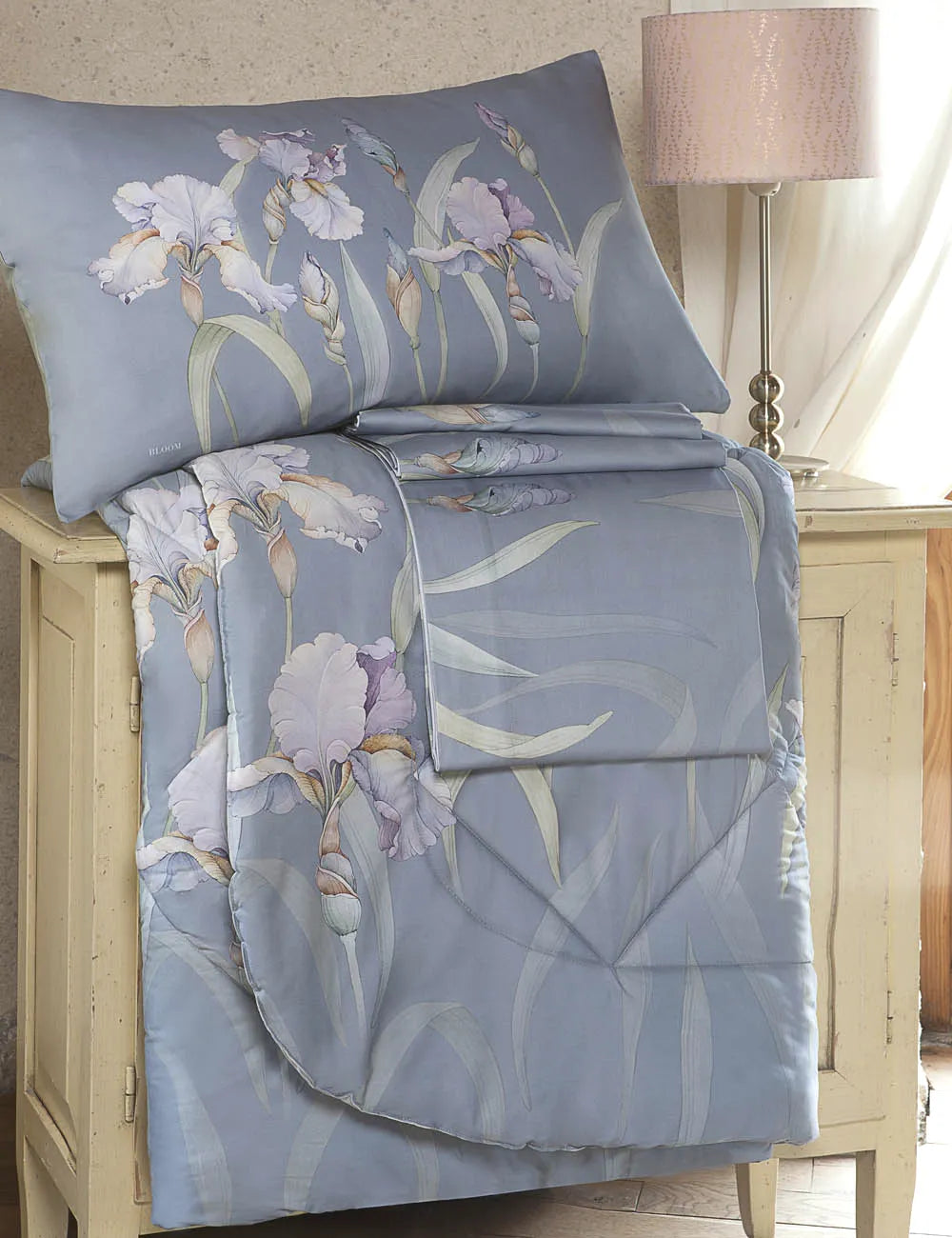 Trapunta Matrimoniale Tessitura Randi Lily – 270×270 cm – Raso di Cotone 300 TC