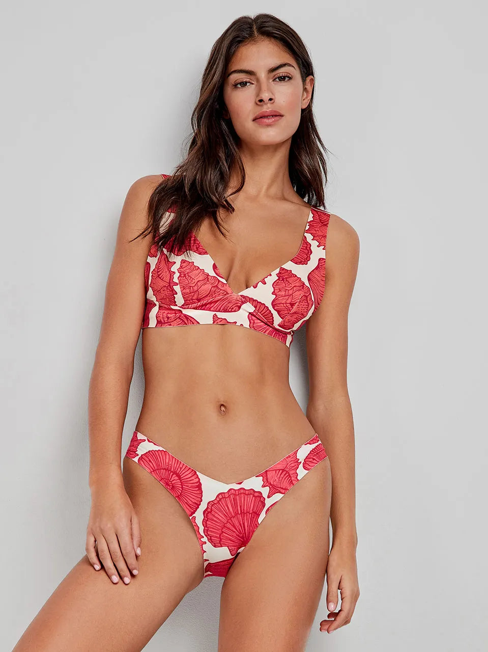 Costume bikini Gisela 2/30178BT taglia M, slip brasiliano a V e top triangolare senza ferretto, stampa coralli, tessuto high tech.