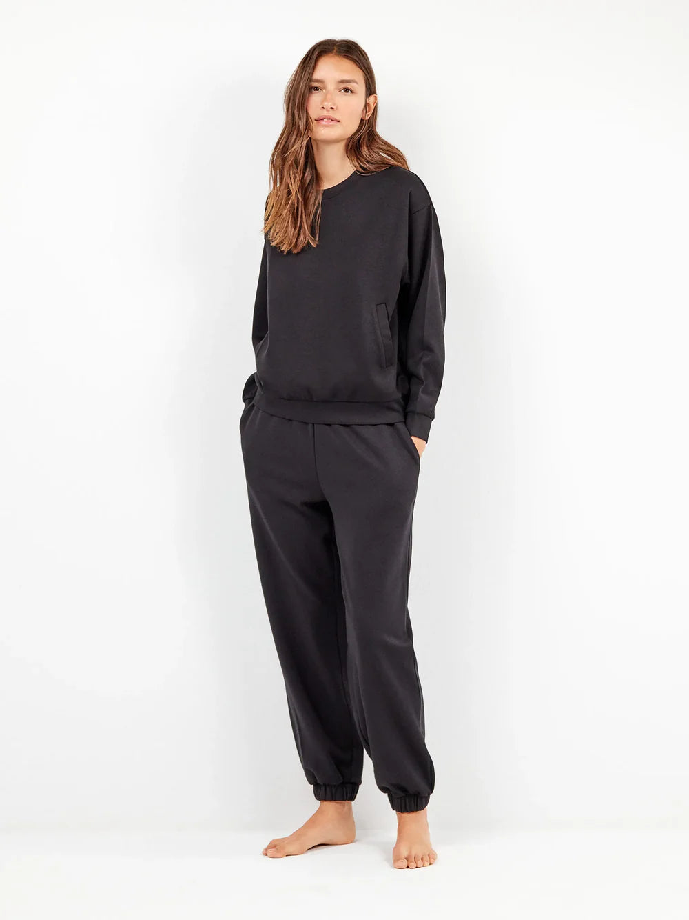 Pigiama Tuta Donna Gisela 2/70004TB – Felpa Crop e Pantalone Soft Touch Nero