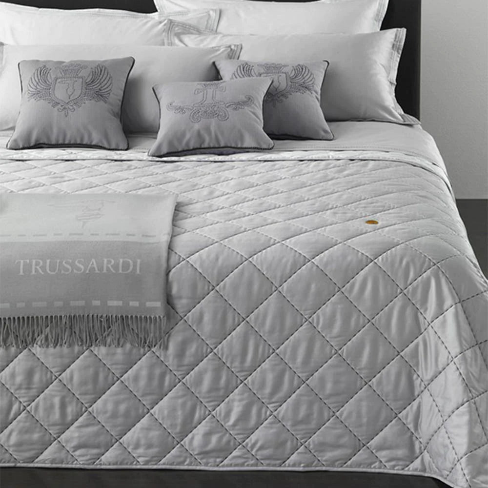 Trapuntino Matrimoniale Trussardi Seam Line 270x260 cm Raso di Cotone