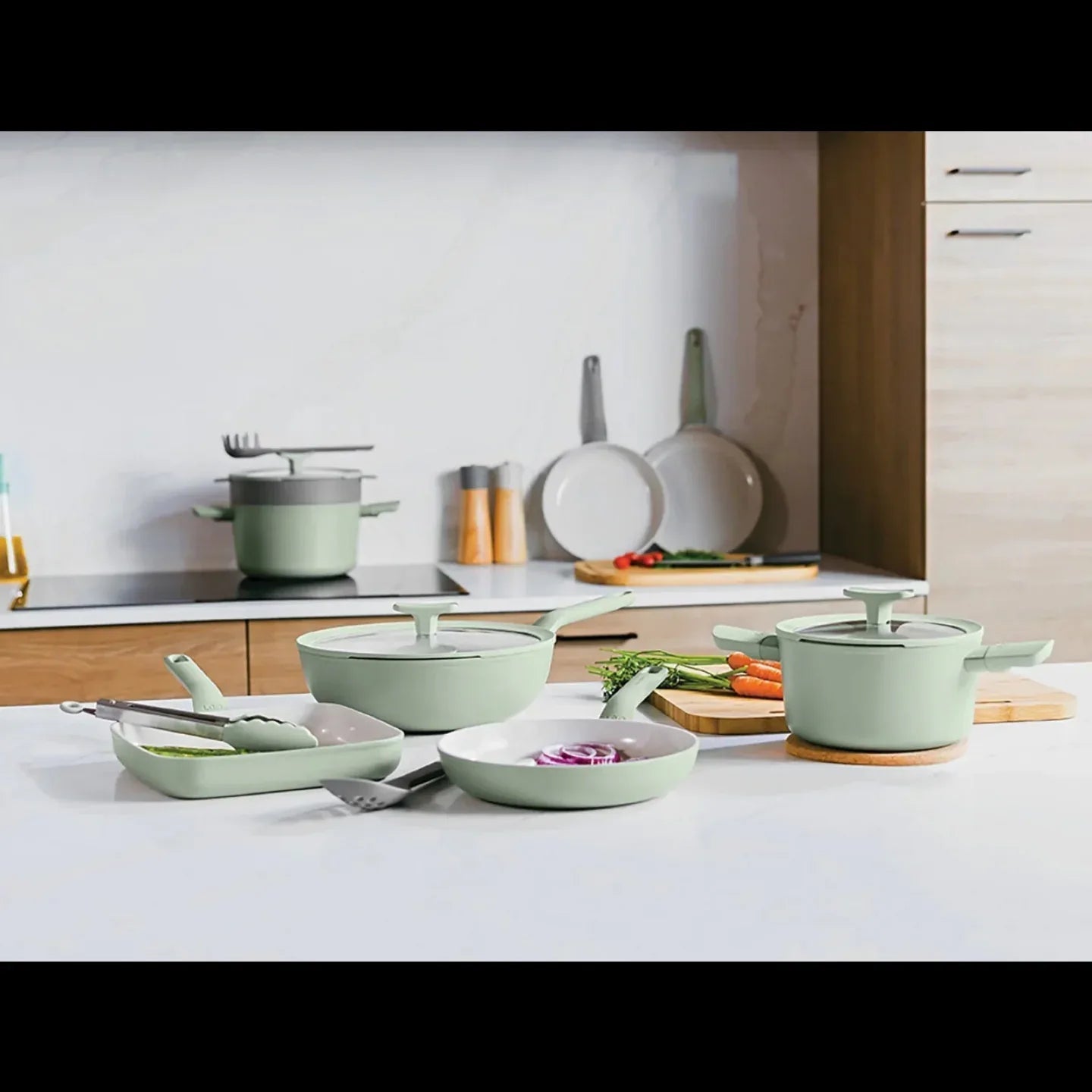 Casseruola Antiaderente con Coperchio 24 cm – Berghoff Balance Sage 3950452 - The King Luxury