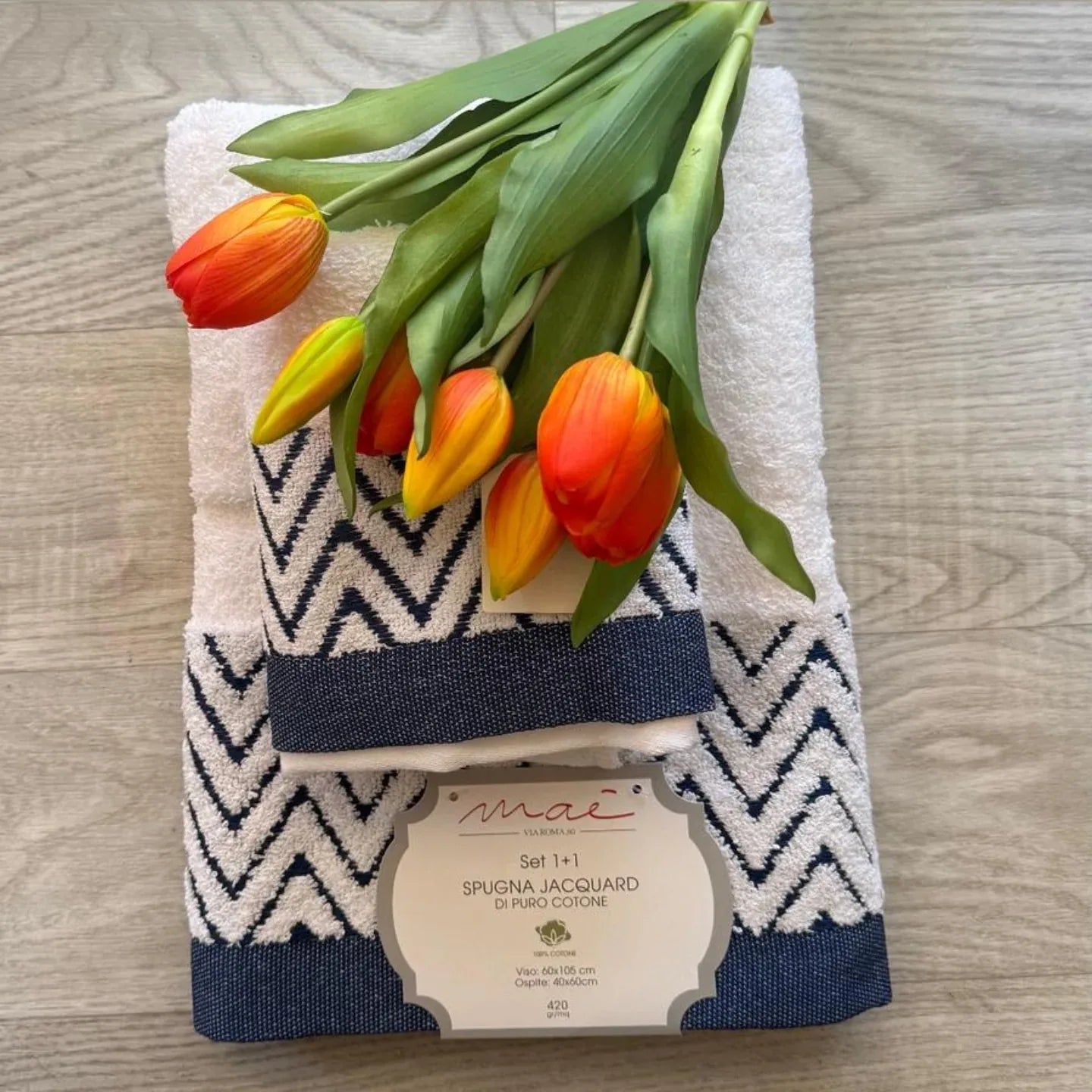 Set Asciugamani 1+1 Via Roma 60 Samba – Spugna di Cotone Jacquard 420 gr/m² - The King Luxury